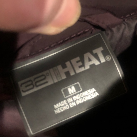 32 Degrees Hooded Stretch Puffer Jacket Zip Pockets Packable Berry Medium New - Picture 8 of 12